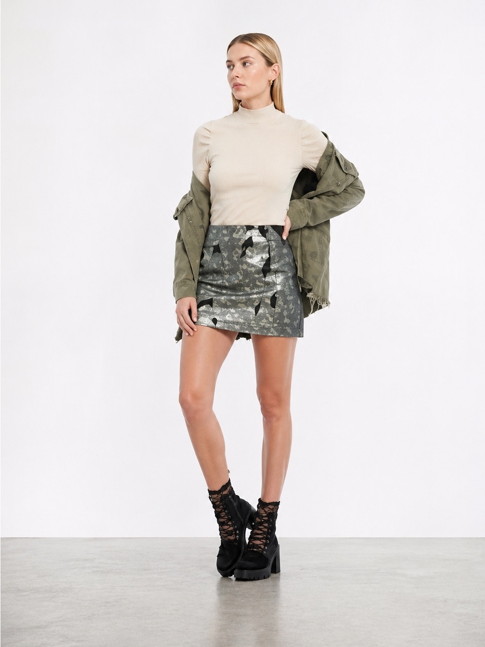 🤎 Free People Camo Print Mini Skirt Size 12 NWT
